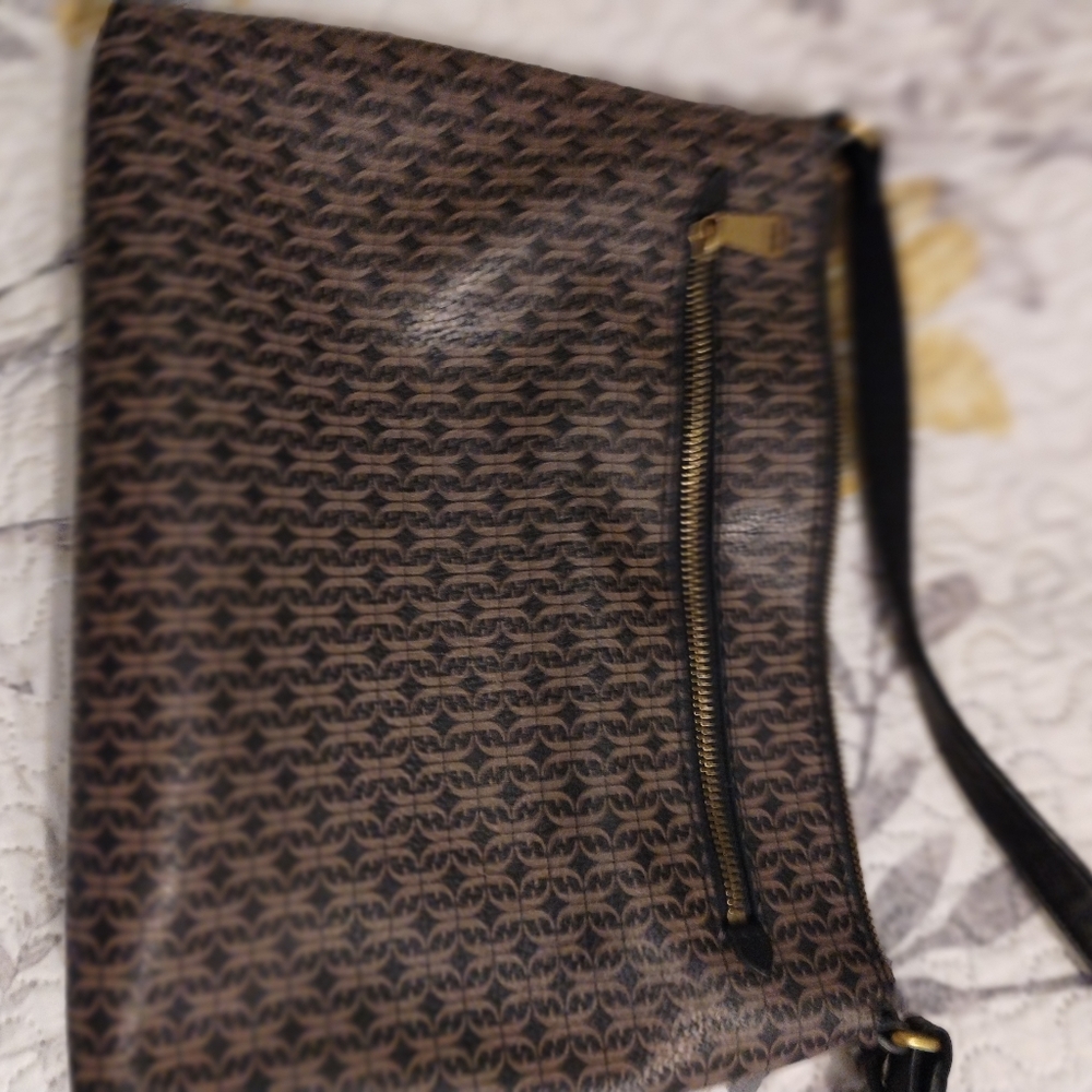 Purse - Picture 2 of 4